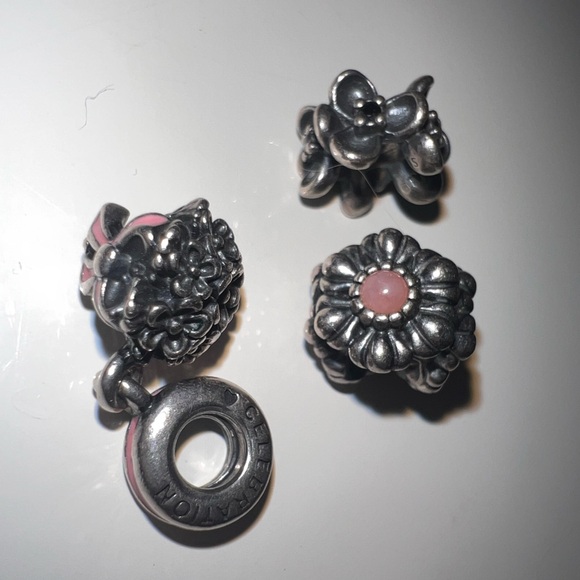 Pandora Jewelry - Pandora Silver and Pink Floral Ring Set